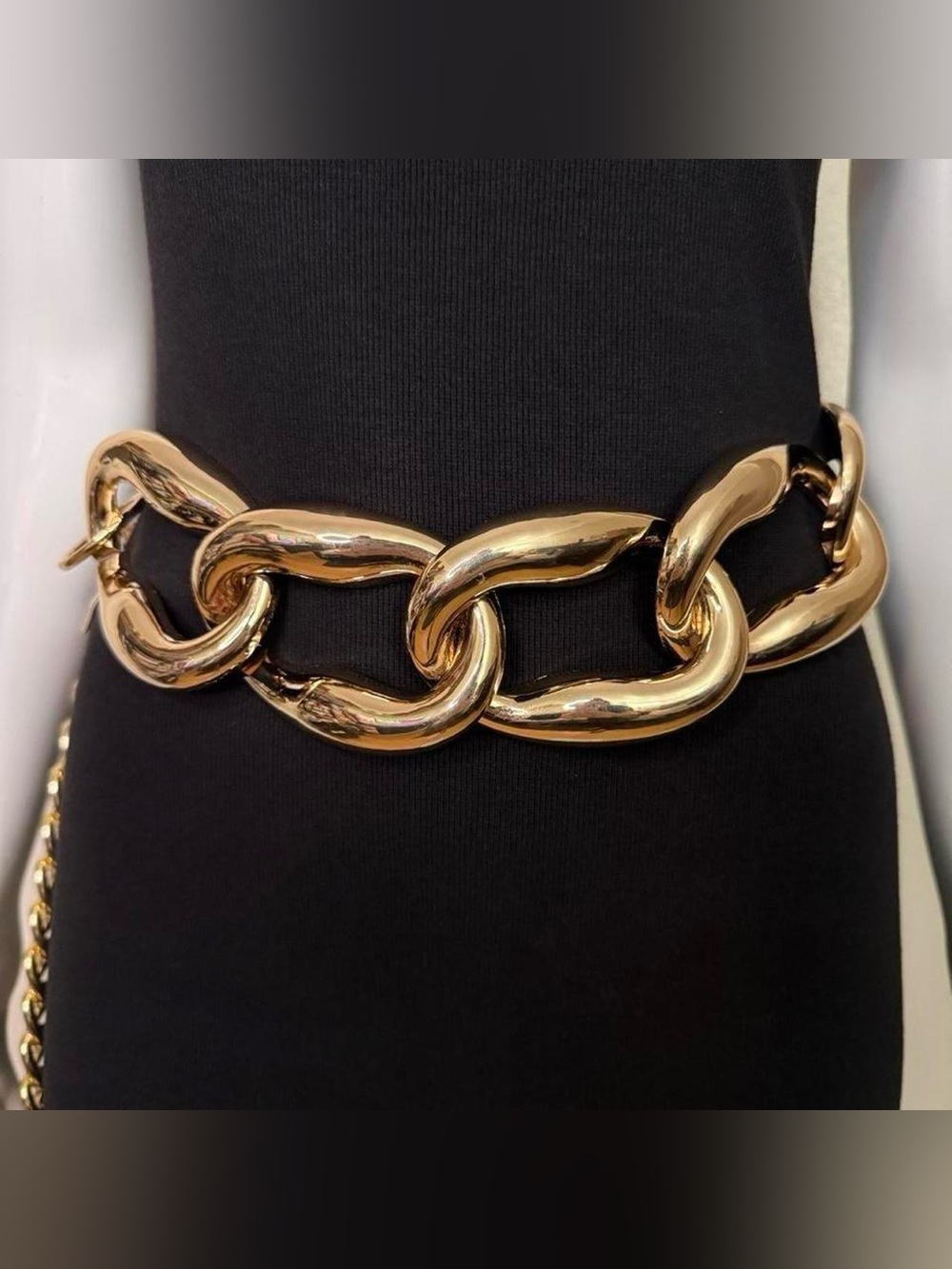 Gold tone chunky metal chain belt